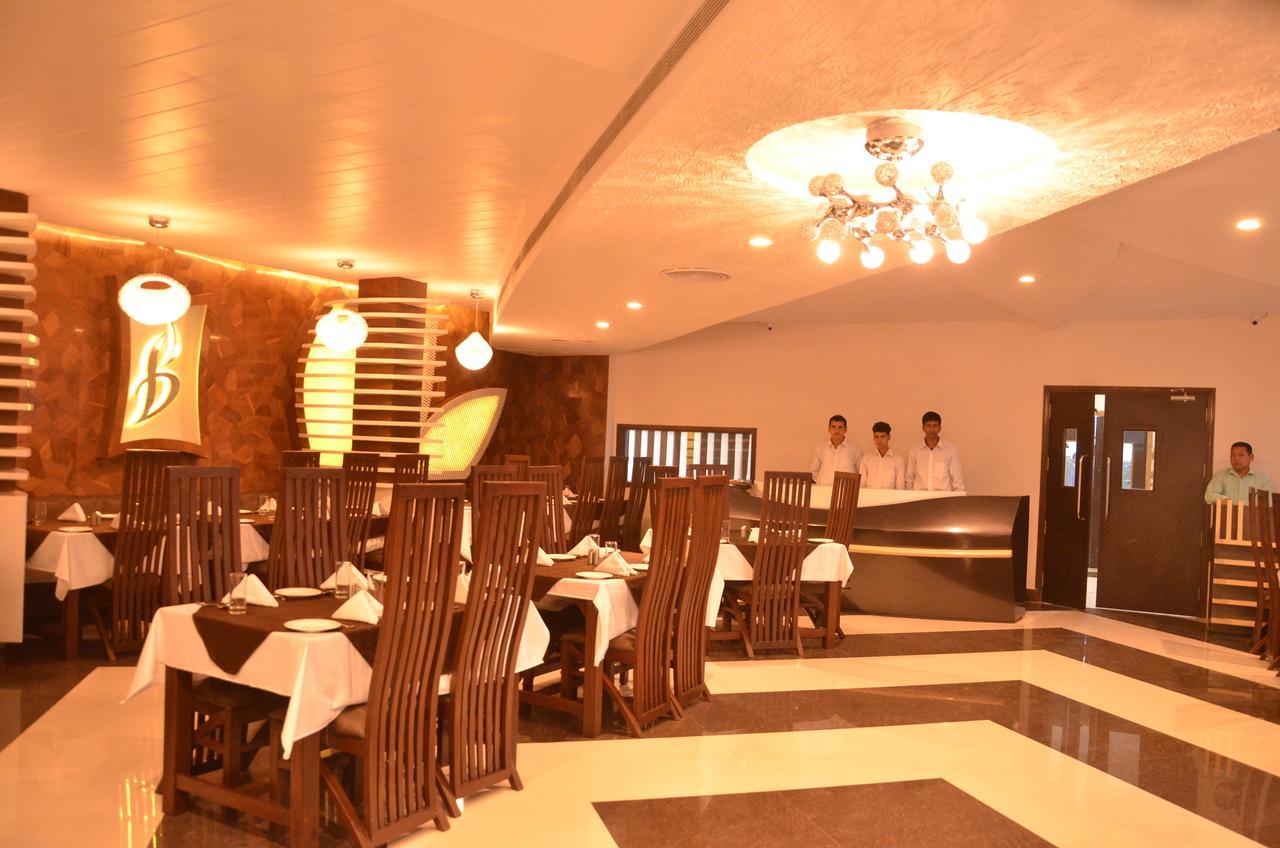 Hotel Bellevue Inn Gangānagar Exteriér fotografie